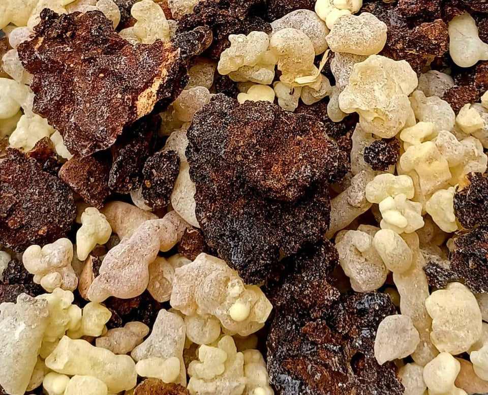 Alkaline Frankincense + Myrrh Resin Tears